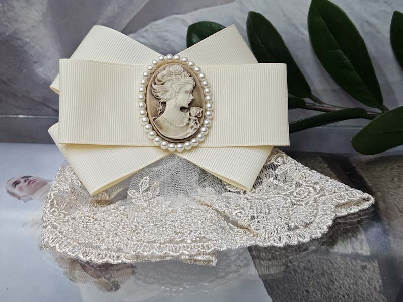 Брошь 1265002600019: цена 820 рублей.