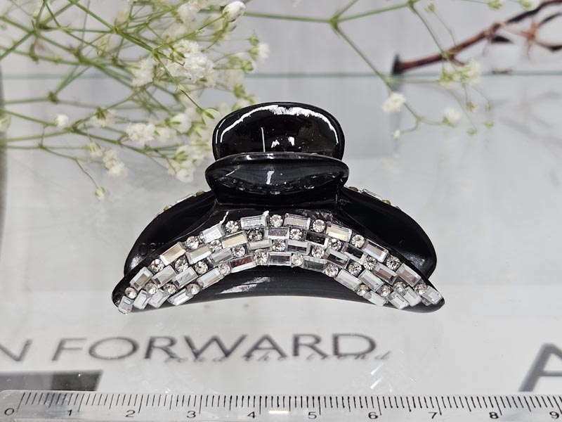 Заколка 1866001600248: цена 295 рублей.