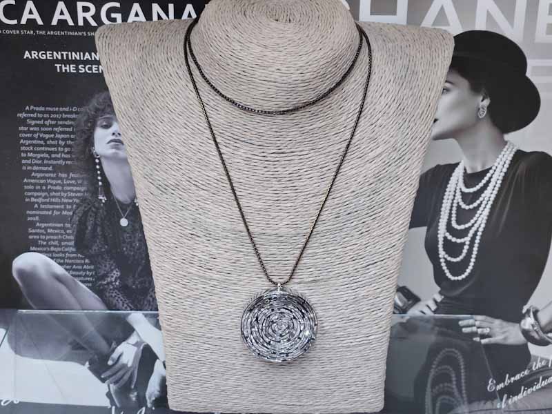 Подвеска 1096002600125: цена 820 рублей.