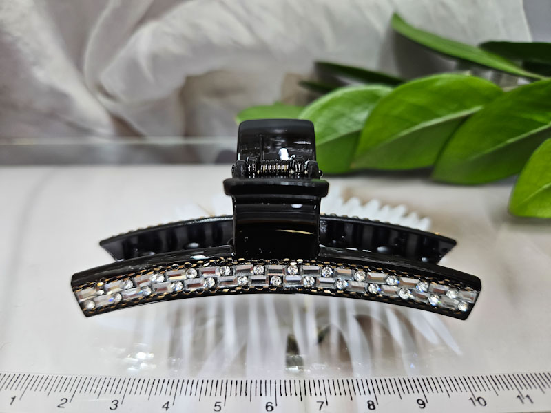 Заколка 1866001600156: цена 380 рублей.