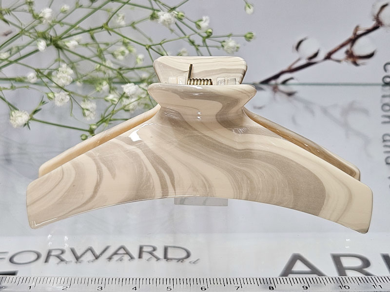 Заколка 1938001600082: цена 250 рублей.