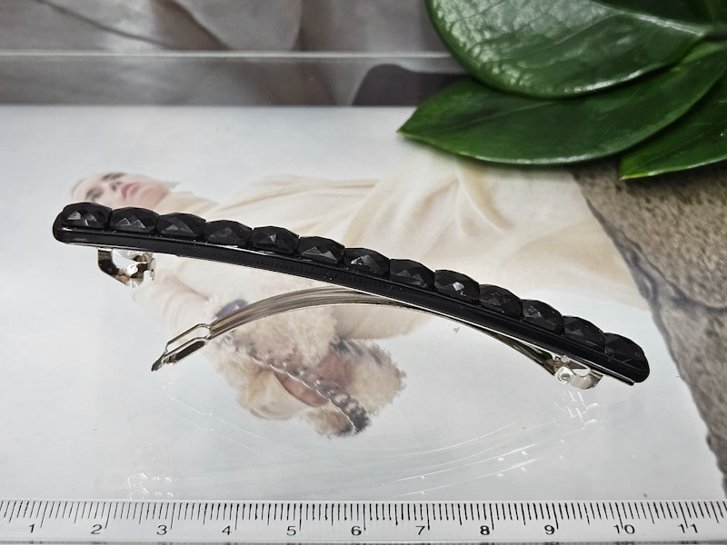 Заколка 1025001600270: цена 230 рублей.