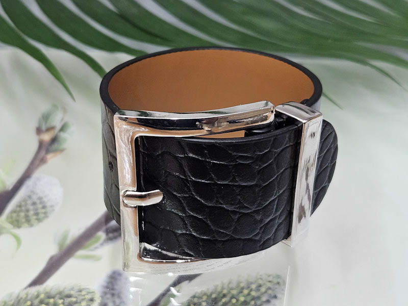 Браслет 2193002600021: цена 1310 рублей.