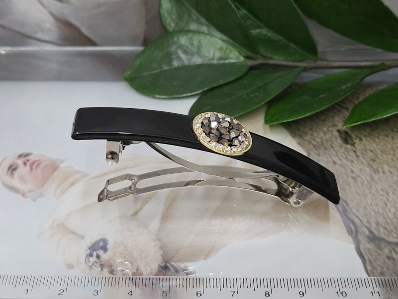 Заколка 1866001600651: цена 265 рублей.