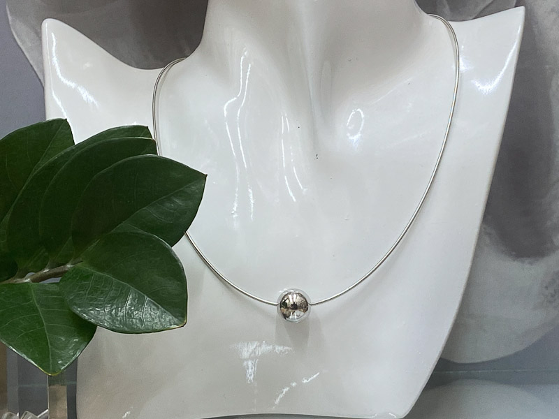 Подвеска 1021002600028: цена 165 рублей.