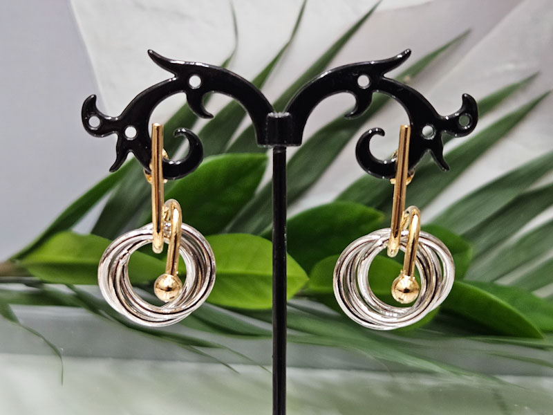 Серьги 2209002600050: цена 575 рублей.