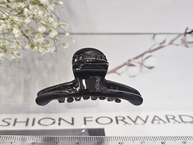 Заколка 1833001600141: цена 50 рублей.