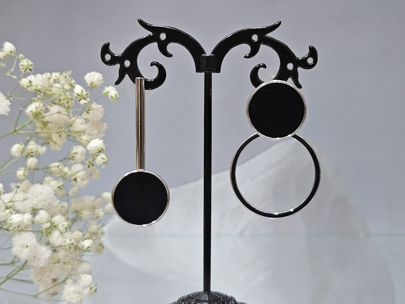 Серьги 2246026600079: цена 605 рублей.