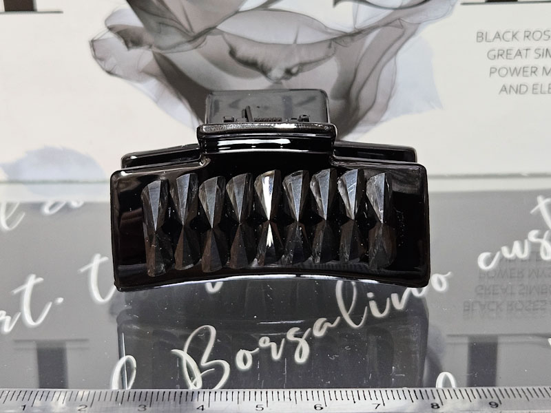 Заколка 1031001600325: цена 200 рублей.