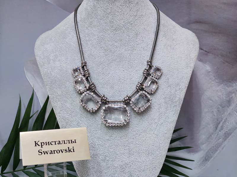 Подвеска 1141002600276: цена 1965 рублей.