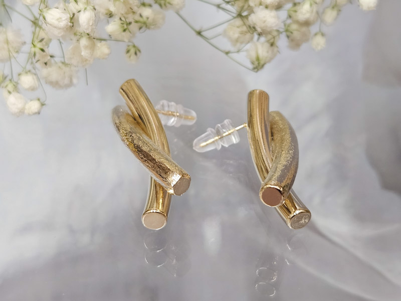 Серьги 2244026600136: цена 565 рублей.