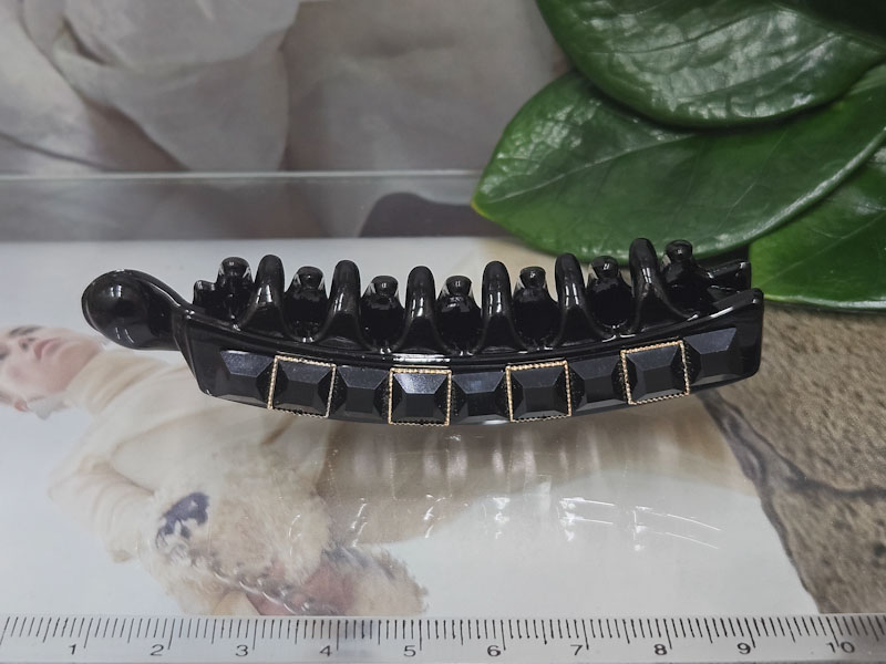 Заколка 1031001600424: цена 280 рублей.