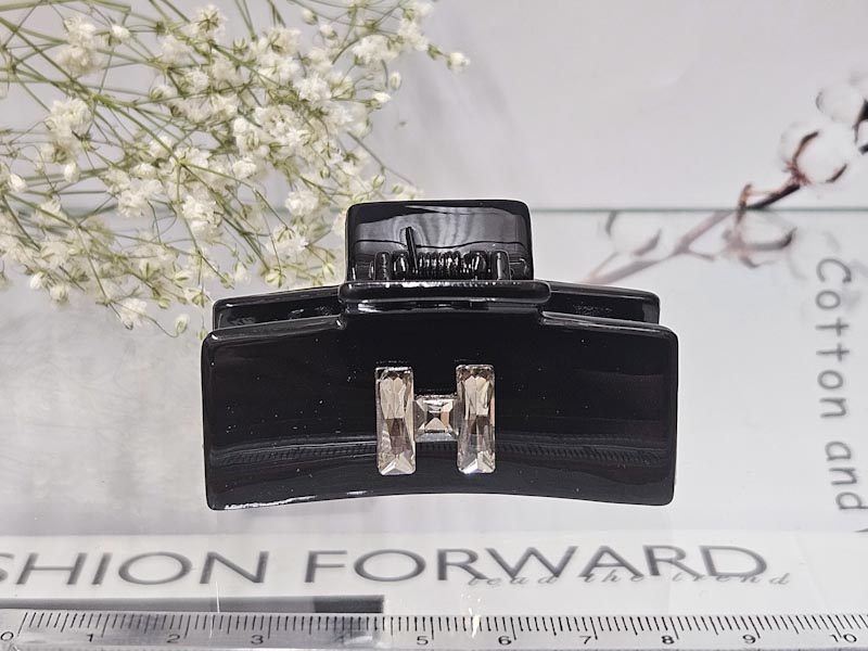 Заколка 1031001600165: цена 295 рублей.