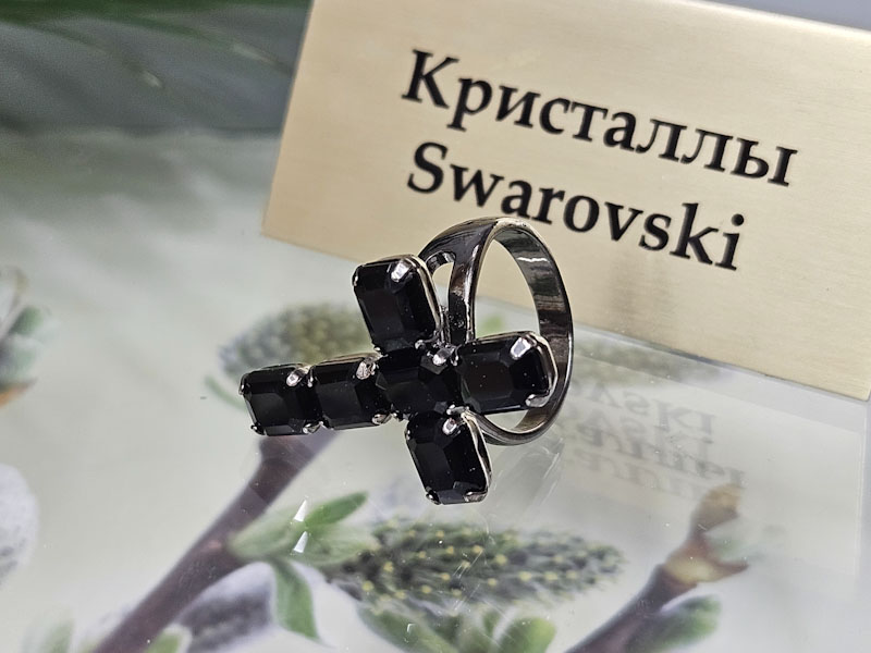 Кольцо 1448002600399: цена 655 рублей.