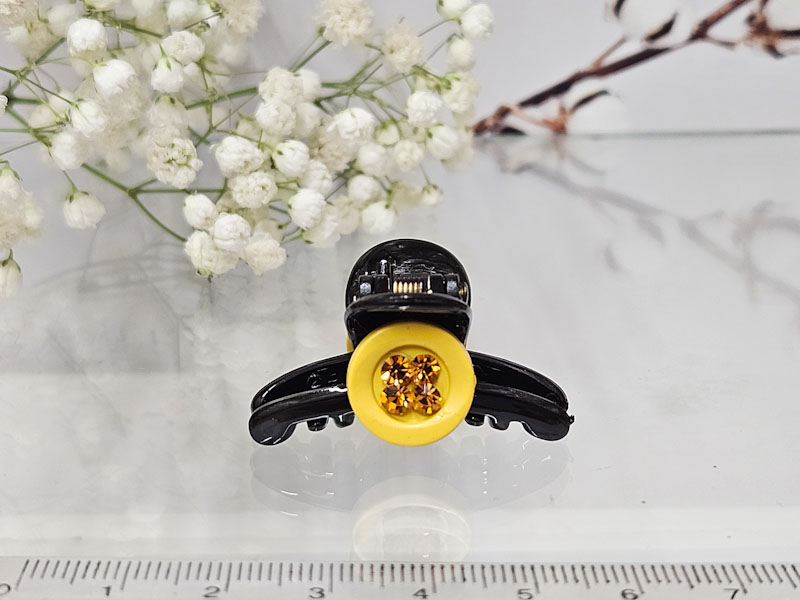 Заколка 2151001600077: цена 200 рублей.