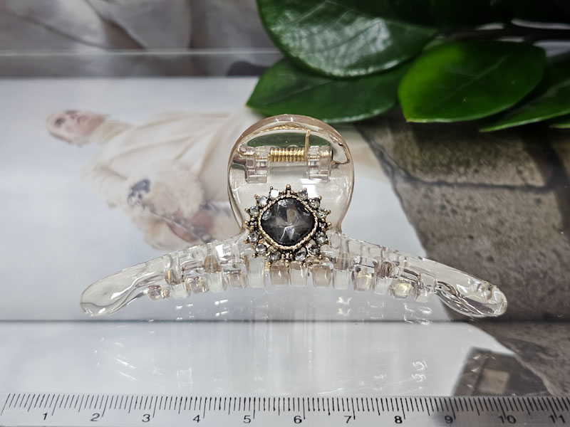 Заколка 1915001602162: цена 280 рублей.