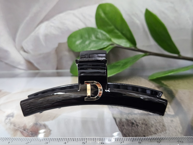 Заколка 1039001600291: цена 200 рублей.