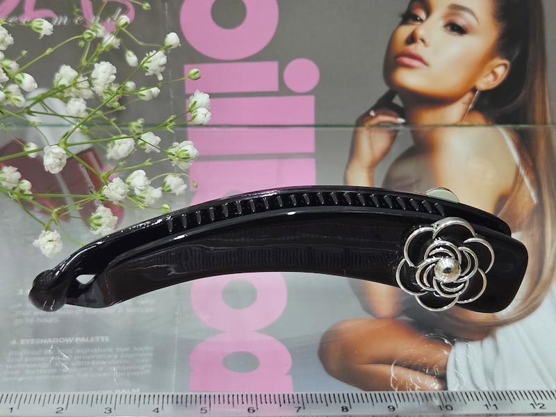 Заколка 1103001600367: цена 230 рублей.