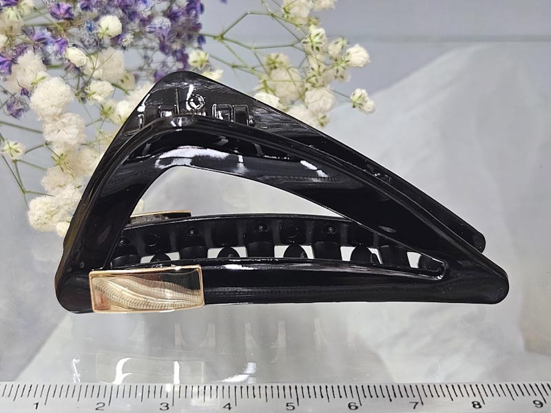 Заколка 1743001600150: цена 280 рублей.