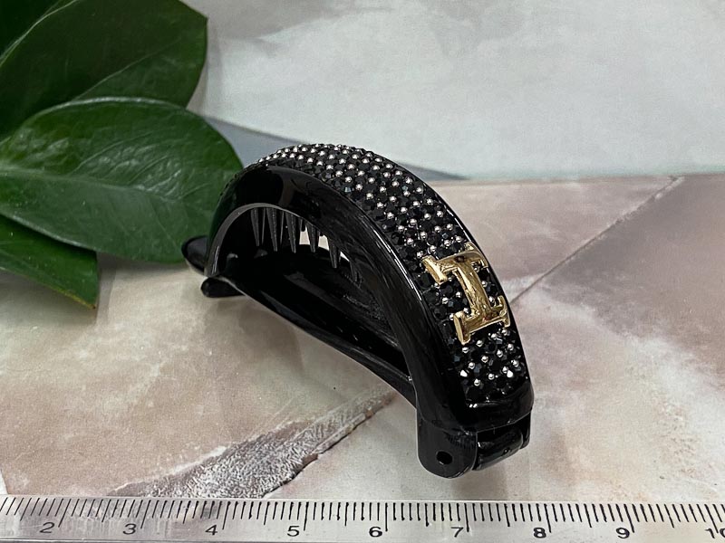 Заколка 1310001600390: цена 265 рублей.