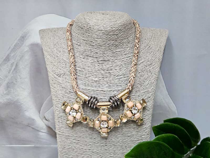 Подвеска 1307008300200: цена 2860 рублей.