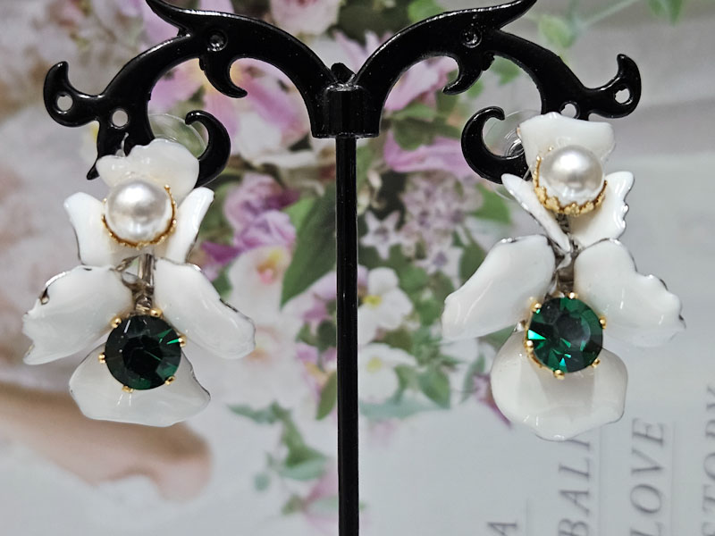 Серьги 2223004500088: цена 820 рублей.