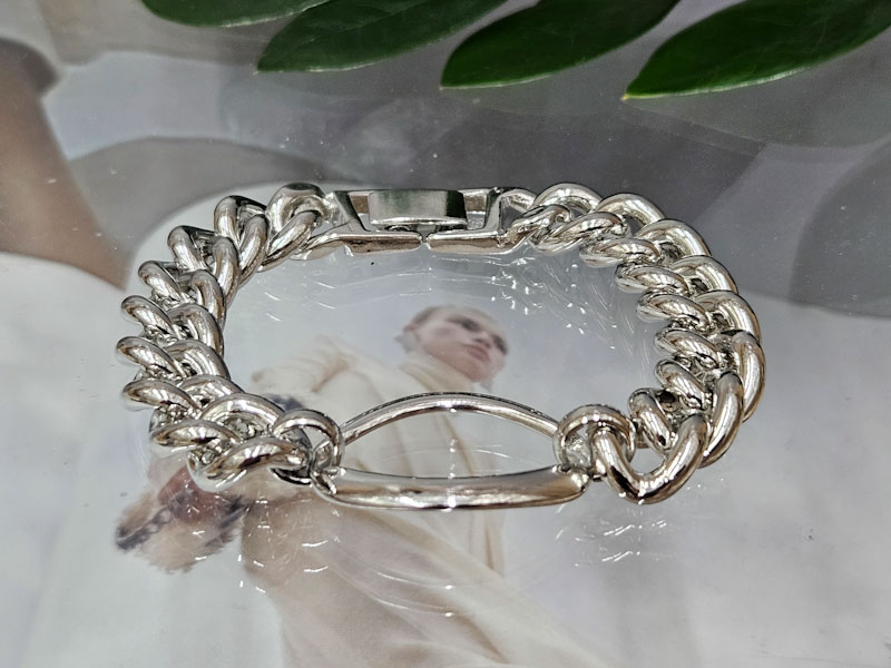 Браслет 1067002400022: цена 800 рублей.